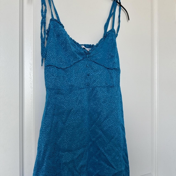 Zara Women's Dress - Picture 2 of 3